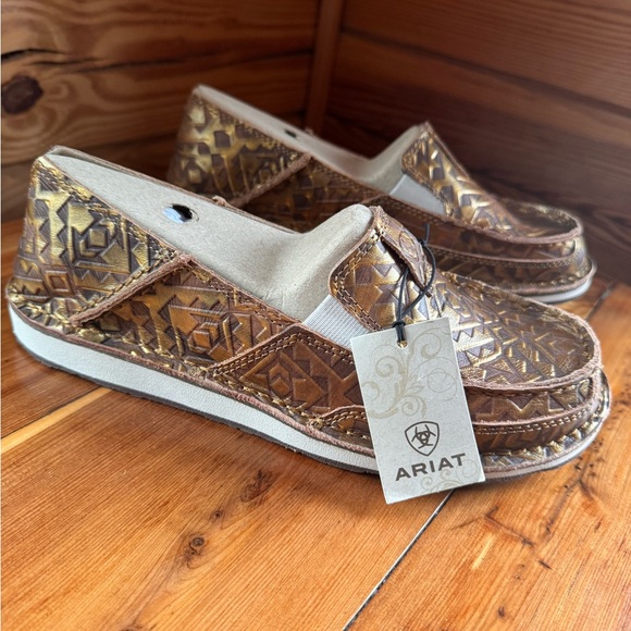 Ariat Cruiser Slip-On Shoes – Copper Blanket Emboss – Size 8.5 - Picture 3 of 5
